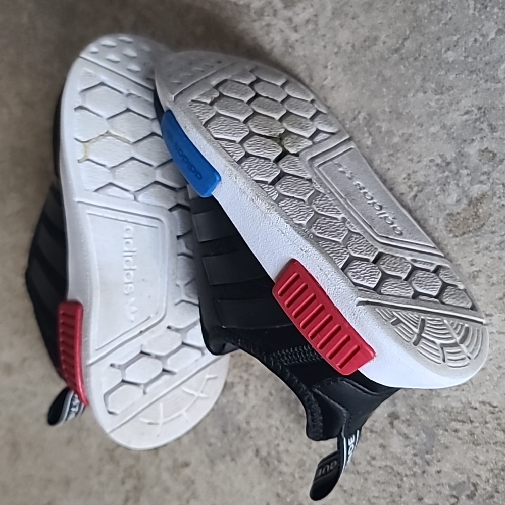 Baby Addidas Shoe - Picture 3 of 4